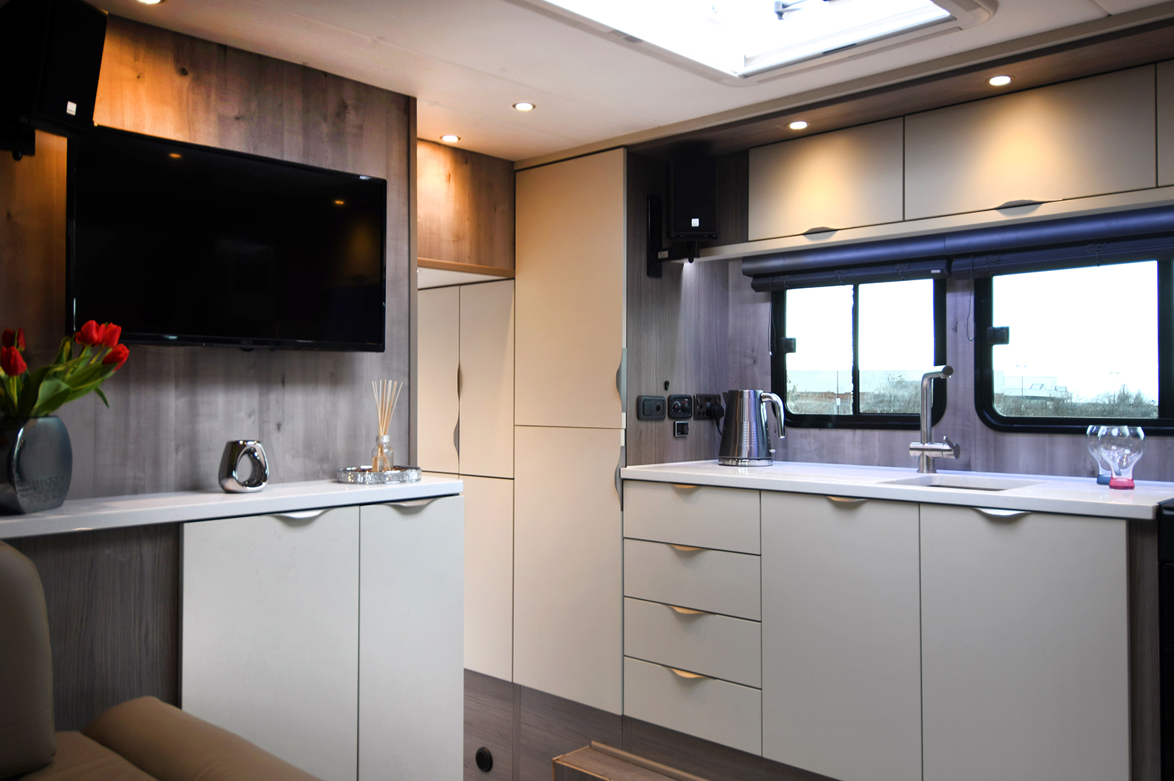 EQ In build 18t Scania 2016